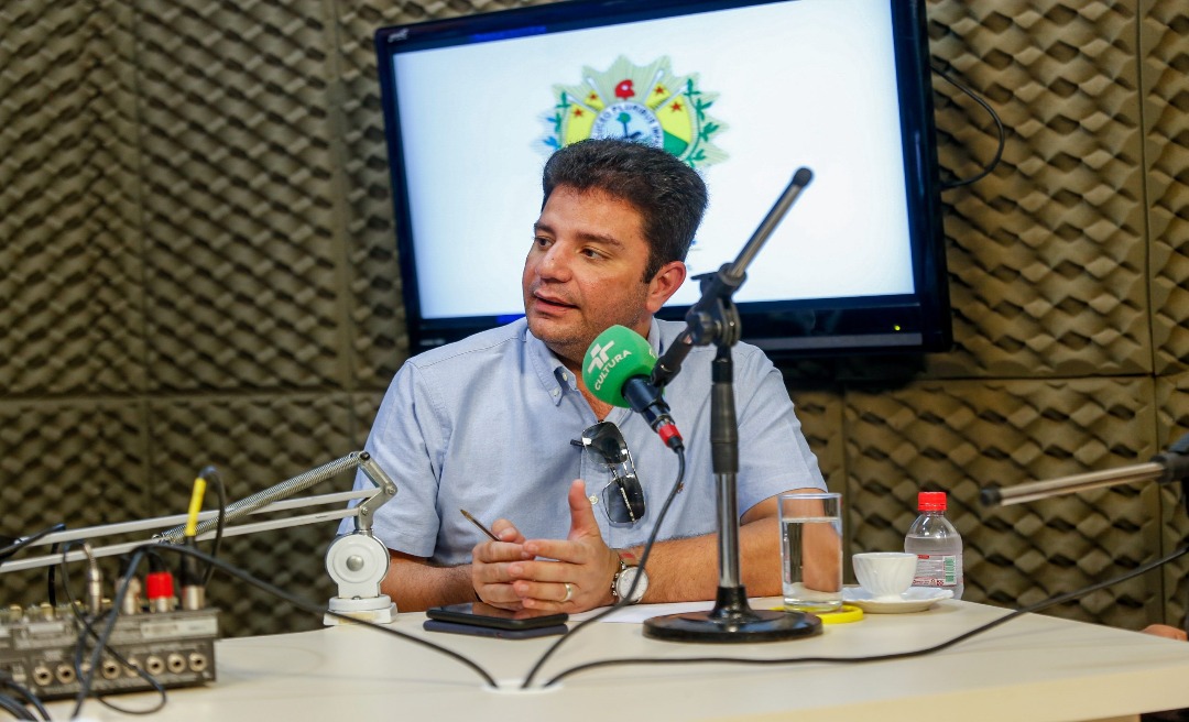 Gladson tem pré-desmaio durante agendas do governo e precisa ser medicado